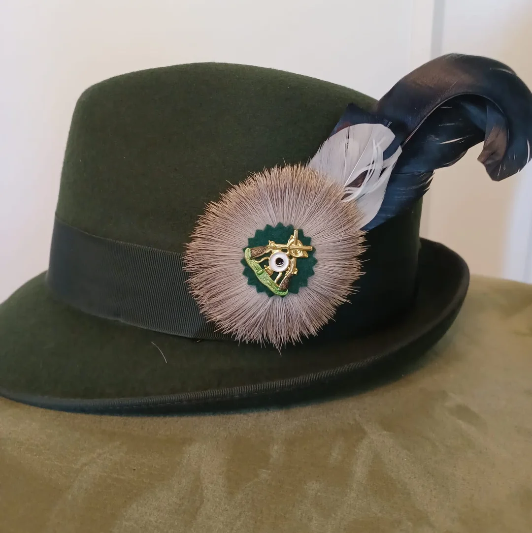 Schützenhut / Feder aus dem Adlershop